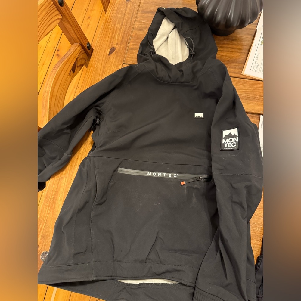 Women’s Montec Tempest Ski/Snowboard jacket - Small